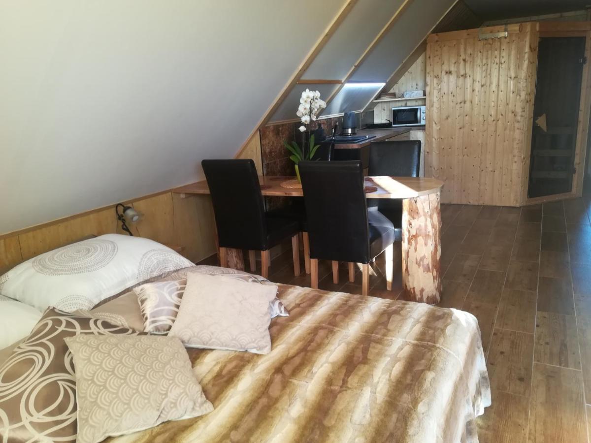 Apartman Life In Nature Jaronice Exterior foto